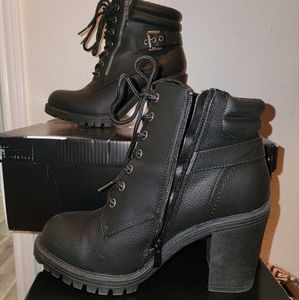 Womens combat/Hiker boots with heel